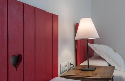 Castellnou de Bages Cottage | 145 m² Cabin ∙ 3 bedrooms ∙ 8 guests