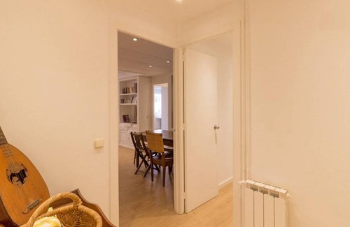 Sarria Resort | 150 m² Private room ∙ 1 bedroom ∙ 1 guest