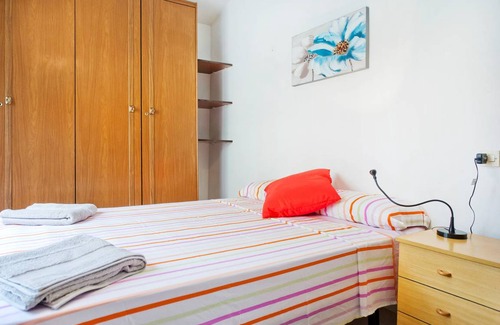 Castelldefels Villa | 150 m² Villa ∙ 7 bedrooms ∙ 14 guests