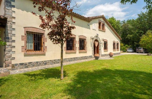 Gualba House | 158 m² House ∙ 5 bedrooms ∙ 8 guests