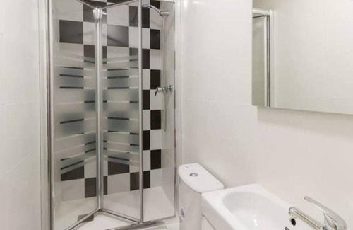 Sants Resort | 160 m² Private room ∙ 1 bedroom ∙ 1 guest