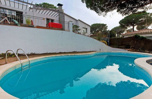 Argentona Other | 180 m² Accommodation ∙ 2 bedrooms ∙ 6 guests