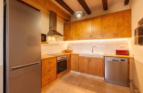 Sant Mateu de Bages House | 180 m² House ∙ 4 bedrooms ∙ 12 guests