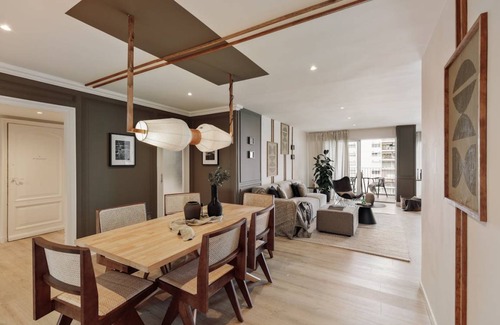 Sarria Apartment | 183 m² Apartment ∙ 5 bedrooms ∙ 8 guests