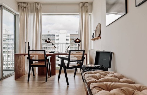 Sarria Apartment | 183 m² Apartment ∙ 5 bedrooms ∙ 8 guests