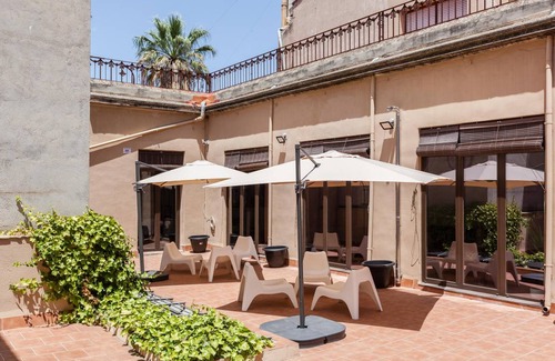 Vilafranca del Penedes Apartment | 200 m² Apartment ∙ 2 bedrooms ∙ 5 guests