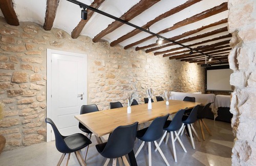 Argencola House | 200 m² Finca ∙ 5 bedrooms ∙ 13 guests