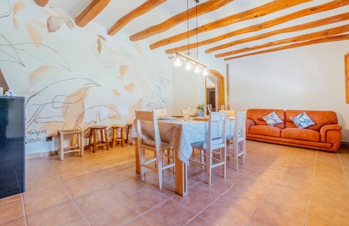 Font-Rubi House | 200 m² House ∙ 5 bedrooms ∙ 10 guests