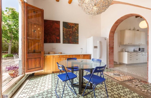 Canet de Mar House | 200 m² House ∙ 6 bedrooms ∙ 11 guests