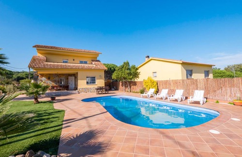 Fogars de la Selva Villa | 200 m² Villa ∙ 5 bedrooms ∙ 14 guests