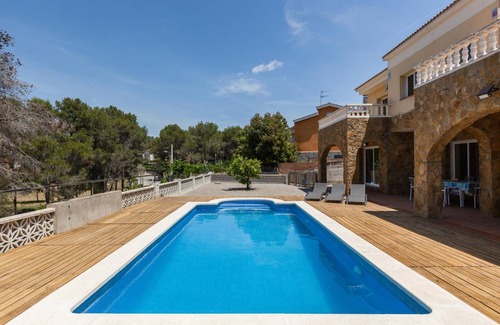 Olivella House | 220 m² House ∙ 5 bedrooms ∙ 10 guests