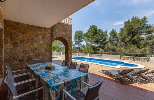 Olivella House | 220 m² House ∙ 5 bedrooms ∙ 10 guests