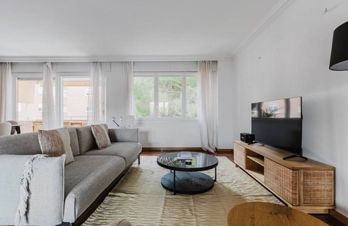 Sarria Apartment | 223 m² Apartment ∙ 3 bedrooms ∙ 6 guests