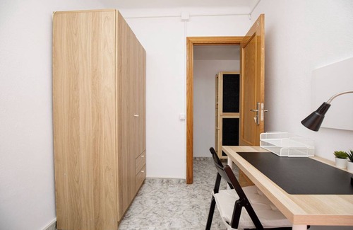 Badalona Resort | 24 m² Private room ∙ 1 bedroom ∙ 5 guests