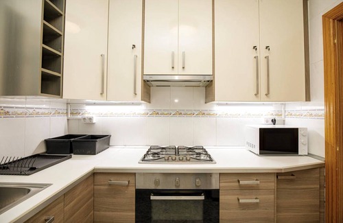 Badalona Resort | 24 m² Private room ∙ 1 bedroom ∙ 5 guests