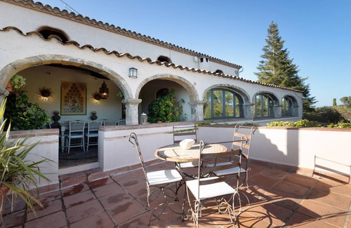 El Bruc House | 246 m² House ∙ 5 bedrooms ∙ 15 guests