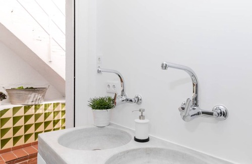 El Prat de Llobregat Resort | 290 m² Private room ∙ 1 bedroom ∙ 1 guest