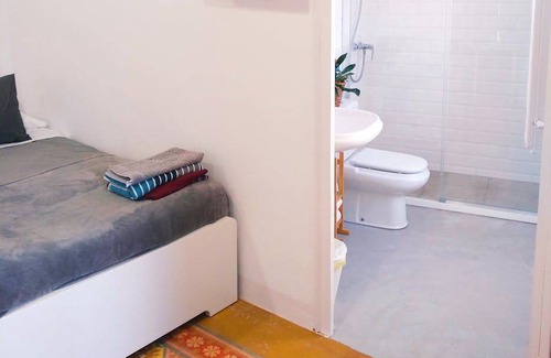 El Prat de Llobregat Resort | 290 m² Private room ∙ 1 bedroom ∙ 1 guest