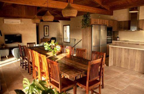 Aguilar de Segarra House | 300 m² House ∙ 6 bedrooms ∙ 17 guests