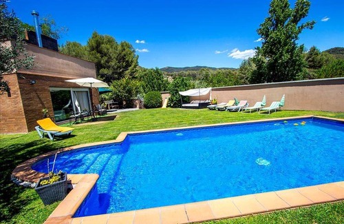 Can Vinyals Villa | 300 m² Villa ∙ 5 bedrooms ∙ 14 guests