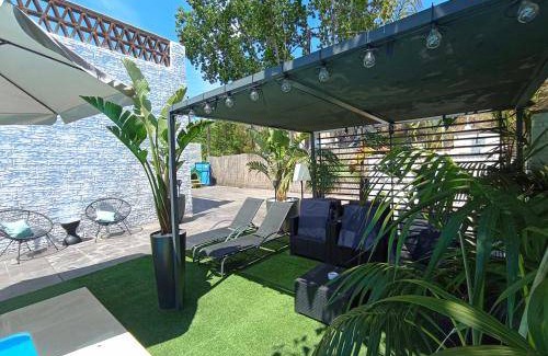 Castelldefels Villa | 310 m² Villa ∙ 5 bedrooms ∙ 15 guests