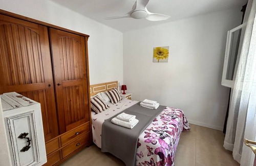 Cubelles Apartment | 45 m² Apartment ∙ 3 bedrooms ∙ 4 guests