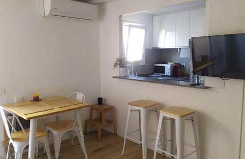 Cornella de Llobregat Apartment | 50 m² Apartment ∙ 3 bedrooms ∙ 4 guests