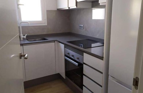 Cornella de Llobregat Apartment | 50 m² Apartment ∙ 3 bedrooms ∙ 4 guests