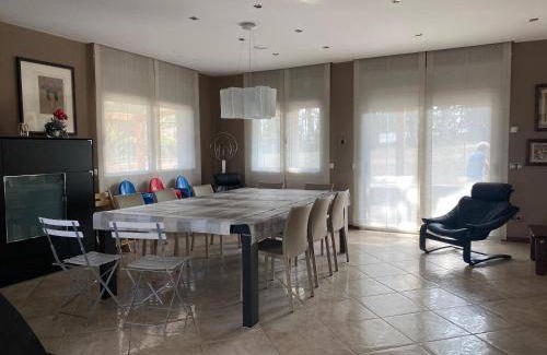 Caldes de Montbui House | 500 m² House ∙ 7 bedrooms ∙ 16 guests