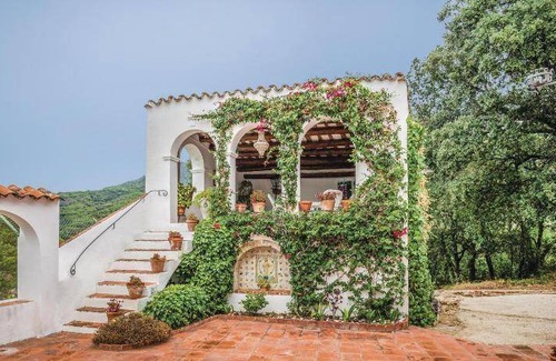 Arenys de Munt House | 513 m² House ∙ 6 bedrooms ∙ 12 guests
