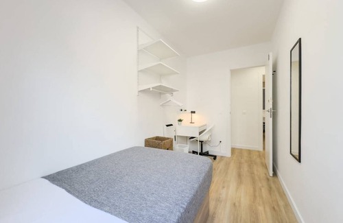 La Sagrera Other | 60 m² Shared room ∙ 1 bedroom ∙ 1 guest