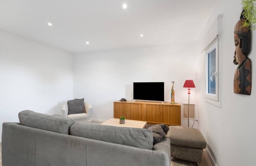 Sant Marti de Tous Apartment | 65 m² Apartment ∙ 2 bedrooms ∙ 4 guests