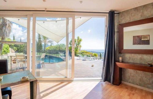 Alella Apartment | 65 m² Apartment ∙ 1 bedroom ∙ 4 guests