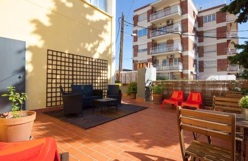 La Font d'en Fargues Hostel | 65 m² Hostel ∙ 127 guests