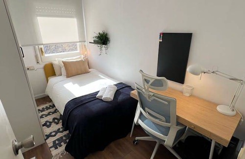 Sant Cugat del Valles Resort | 70 m² Private room ∙ 1 bedroom ∙ 1 guest