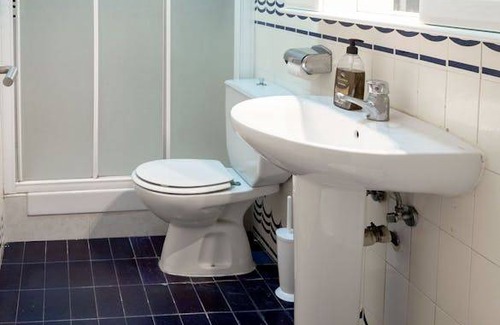 Sant Gervasi Resort | 70 m² Private room ∙ 1 bedroom ∙ 1 guest