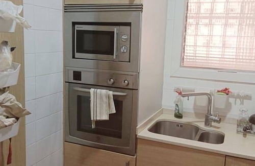 Sant Feliu de Llobregat House | 75 m² House ∙ 3 bedrooms ∙ 3 guests