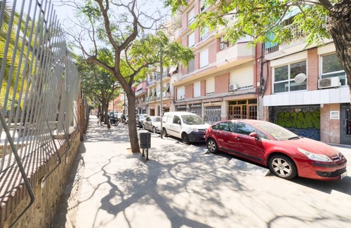 Sants-Badal Resort | 80 m² Private room ∙ 1 bedroom ∙ 1 guest