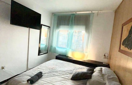 Cornella de Llobregat Resort | 82 m² Private room ∙ 1 bedroom ∙ 2 guests