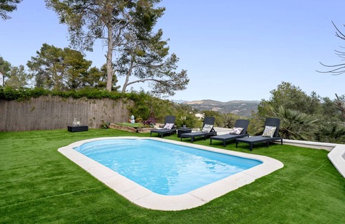 Canyelles House | 85 m² House ∙ 2 bedrooms ∙ 4 guests