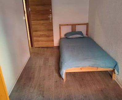 Nou Barris Resort | 85 m² Private room ∙ 1 bedroom ∙ 1 guest