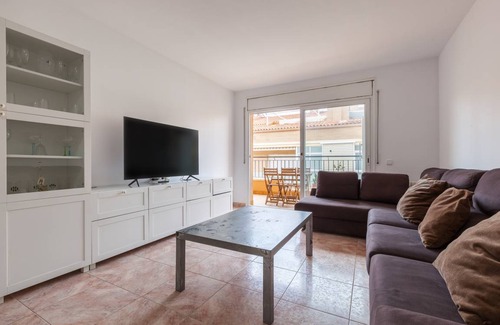 Malgrat de Mar Apartment | 90 m² Apartment ∙ 2 bedrooms ∙ 6 guests