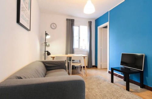 Sants-Badal Resort | 90 m² Private room ∙ 1 bedroom ∙ 1 guest