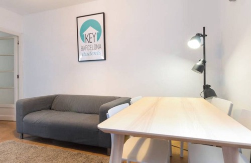 Sants-Badal Resort | 90 m² Private room ∙ 1 bedroom ∙ 1 guest