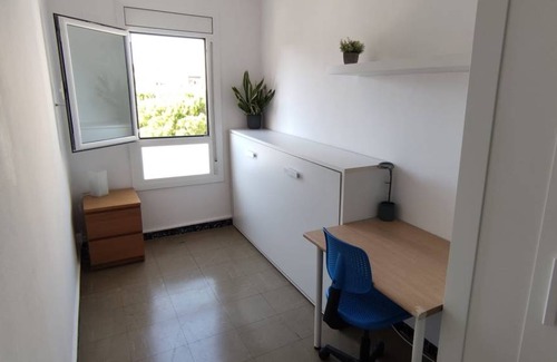 Sabadell Resort | 92 m² Private room ∙ 1 bedroom ∙ 1 guest