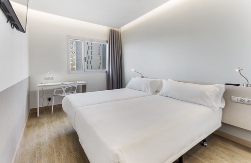 Viladecans Hotel | B&B Hotel Barcelona Viladecans