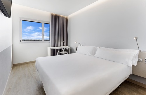 Viladecans Hotel | B&B Hotel Barcelona Viladecans
