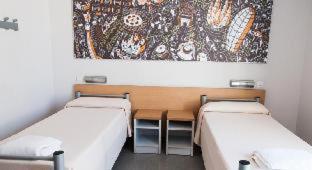 Les Corts Hostel | Barcelona Pere Tarrés Youth Hostel