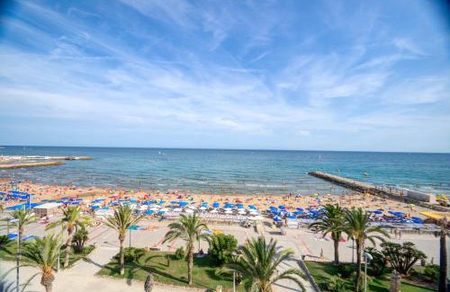 Sitges Town Center Apartment | Blue sea front by Hello Homes Sitges