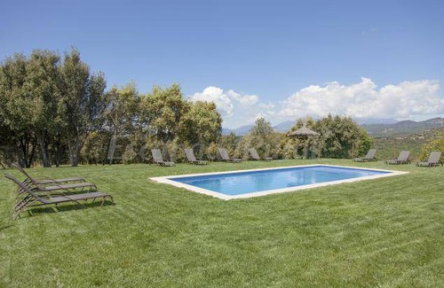Sagas Cottage | Cabin ∙ 19 bedrooms ∙ 15 guests